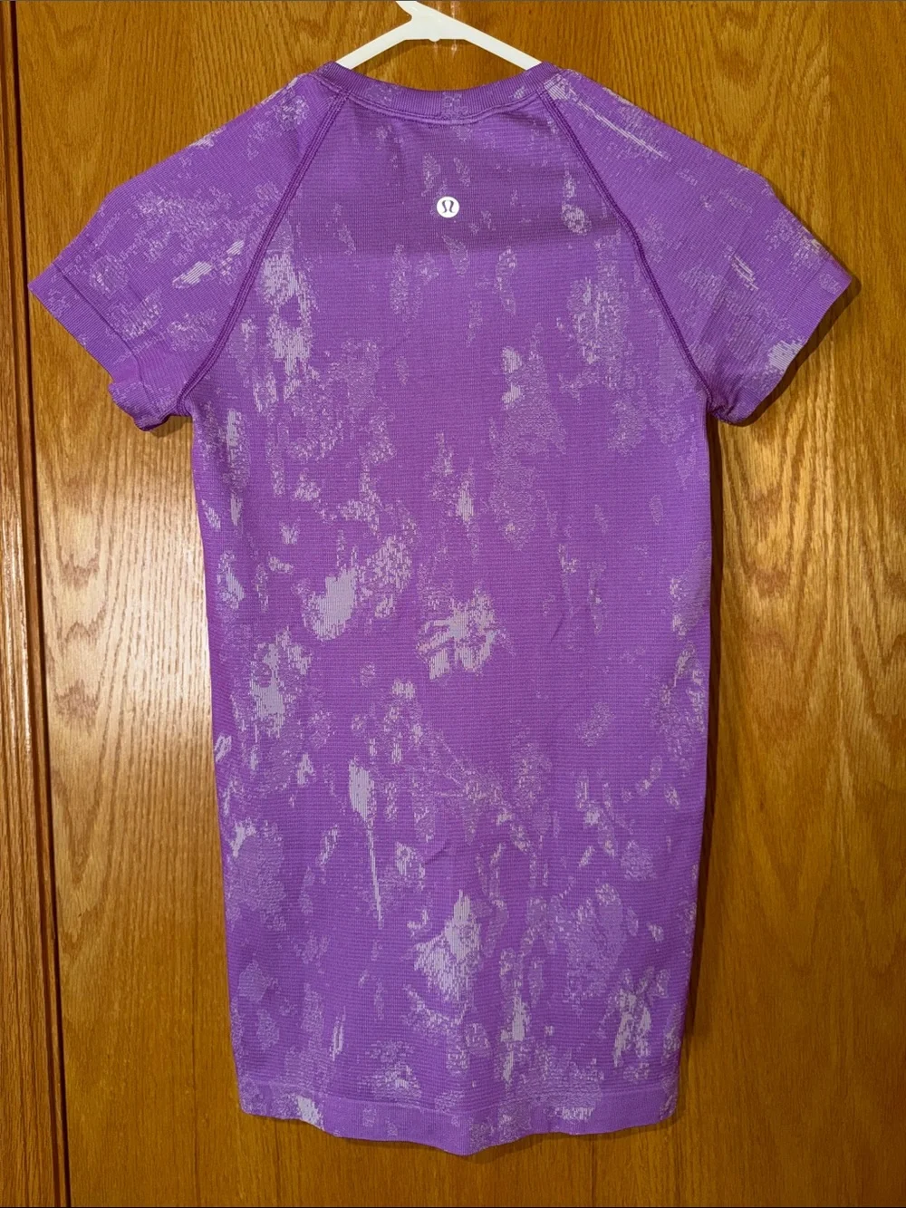 Lululemon T-shirt